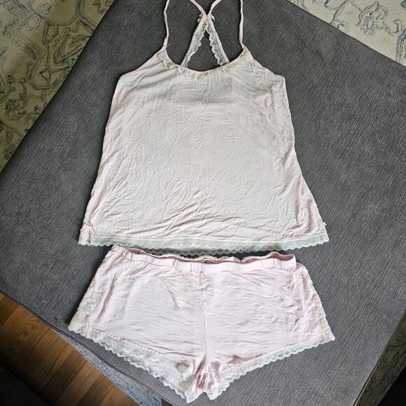 Jessica Simpson Women's Pink Scoop Neck Lace Two Piece Pajama Set Size Medium - Picture 1 of 7